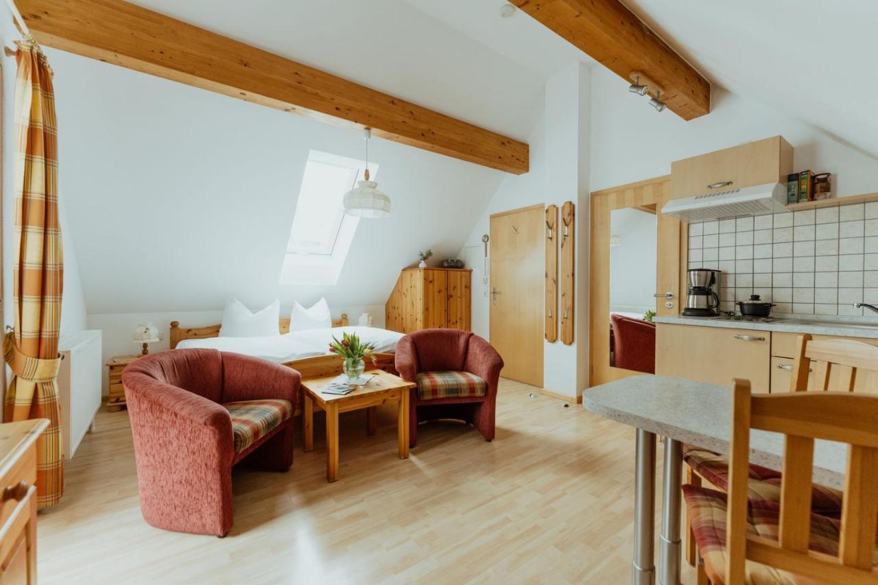 Schwarzwald-Hotel Kraeutle フェルトベルク エクステリア 写真