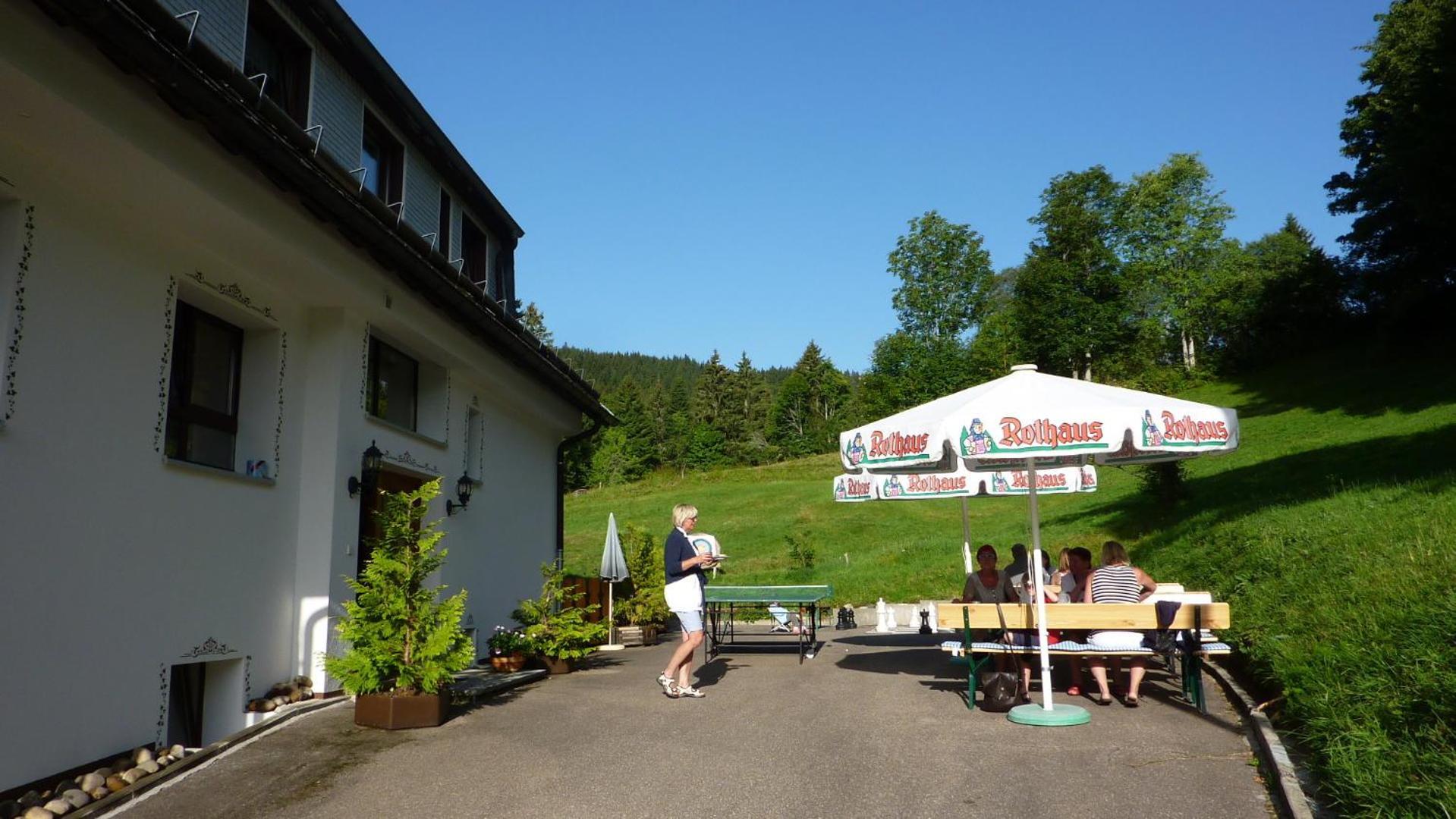 Schwarzwald-Hotel Kraeutle フェルトベルク エクステリア 写真